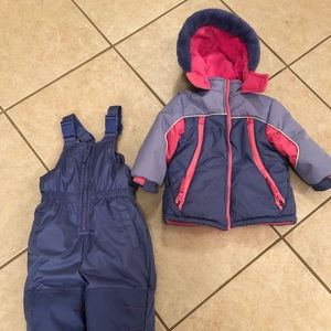 LIKE NEW! Wippette Kids Brand two piece snow set